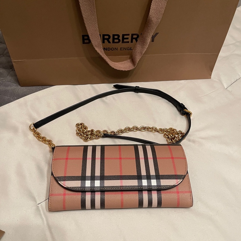 Burberry Vintage Check and Leather Wallet